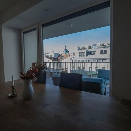 Moderne Trifft Tradition Im Herzen Wiens Exterior foto